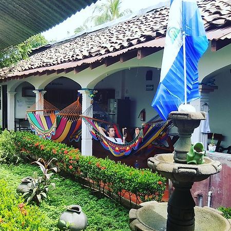 Hostal El Jardin León Kültér fotó