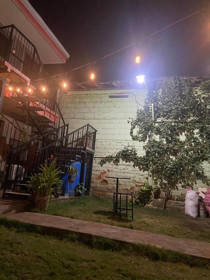 Hostal El Jardin León Kültér fotó