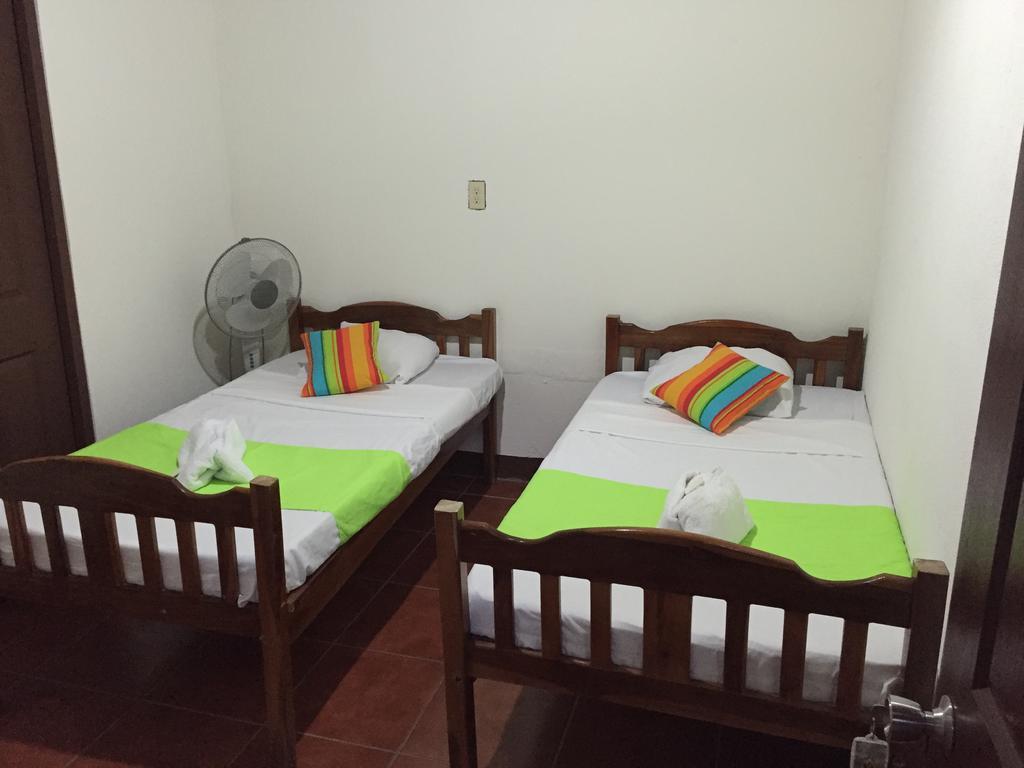 Hostal El Jardin León Kültér fotó