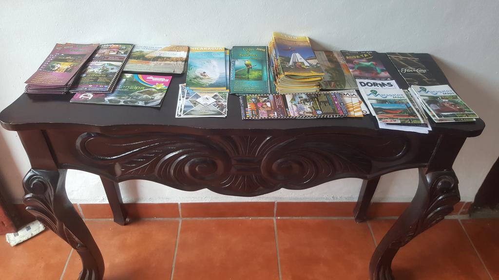 Hostal El Jardin León Kültér fotó