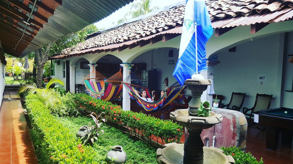 Hostal El Jardin León Kültér fotó