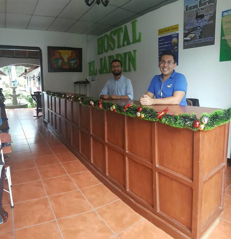 Hostal El Jardin León Kültér fotó
