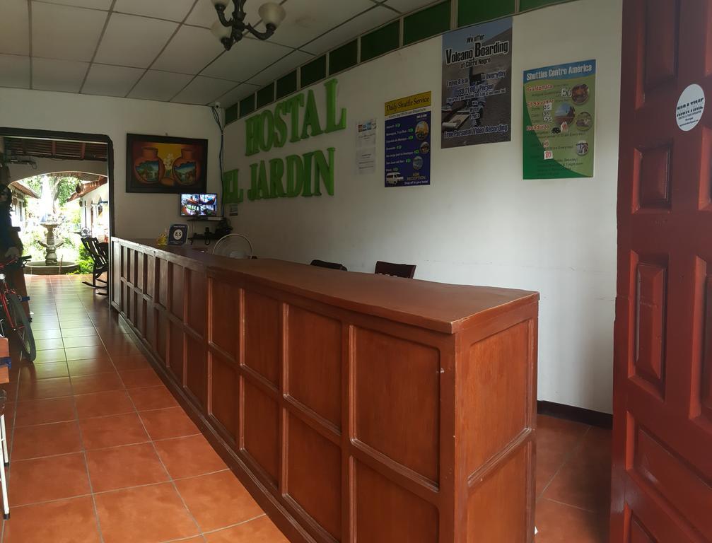 Hostal El Jardin León Kültér fotó